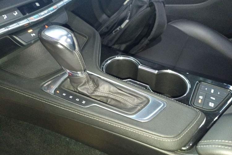 Used Cadillac CT4 2020 28T Fashion Edition Gear Lever