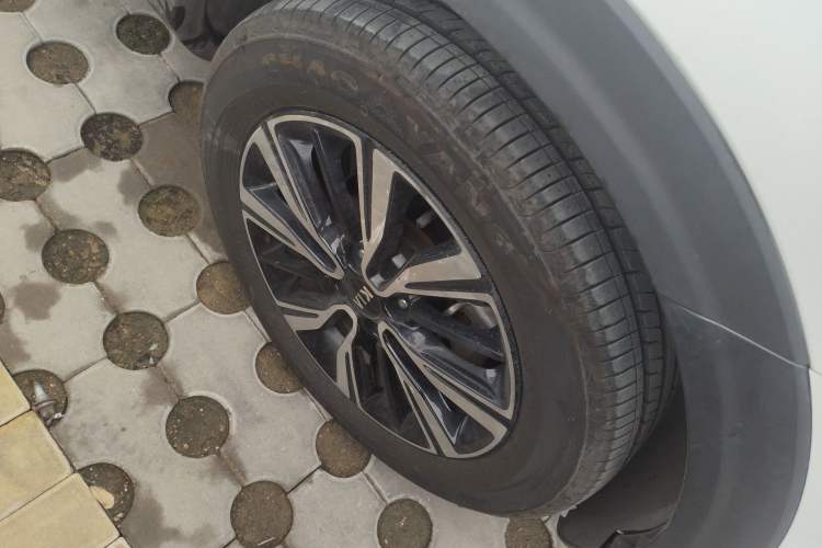 Used Kia kx1 Stonic 2019 1.4L Automatic Fun Edition China VI