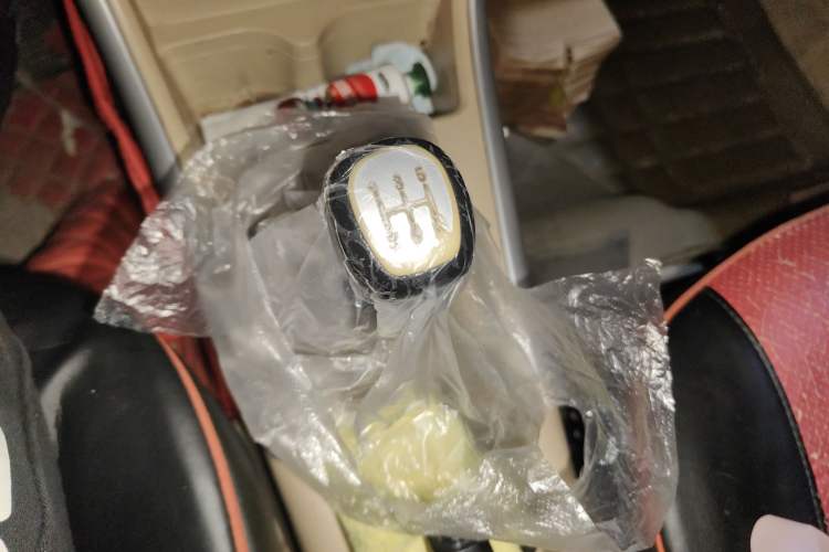 Used BAIC E Series 2012 Hatchback 1.3L Manual Liking Edition