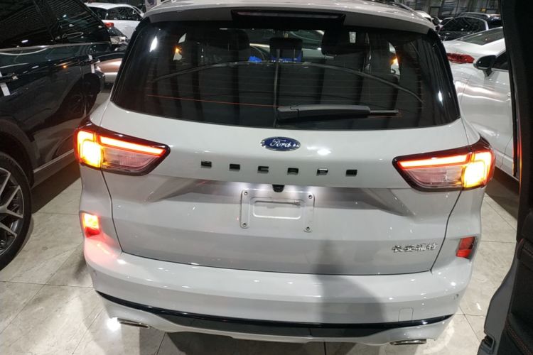 Used Ford Escape 2024 EcoBoost 245 Four-Wheel Drive ST-Line Pro Trim