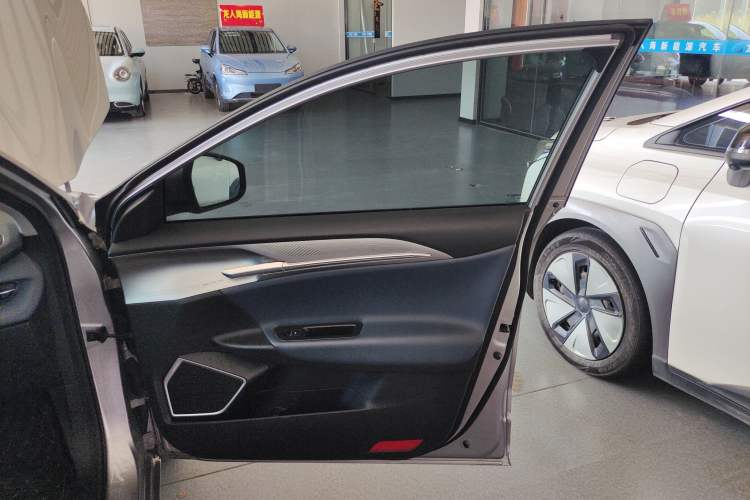 Used Geometry G6 2024 500KM Flagship Version