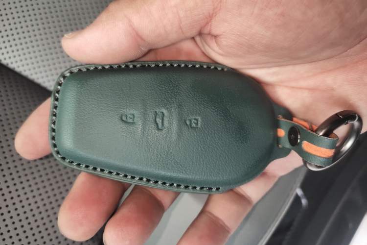 Used Nissan N7 2025 510 Air Vehicle Key