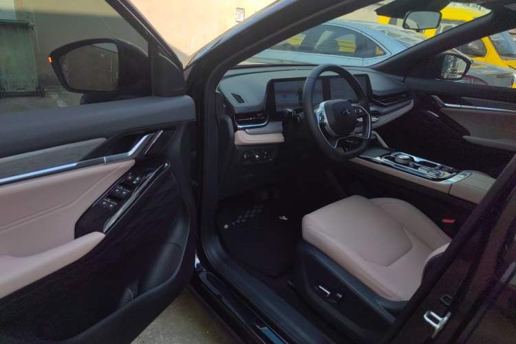 Used JAC QX PHEV 2024 120km JingXiang PRO
