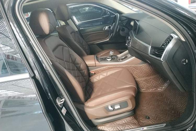 Used BMW X5 2022 xDrive 30Li M Sport Package
