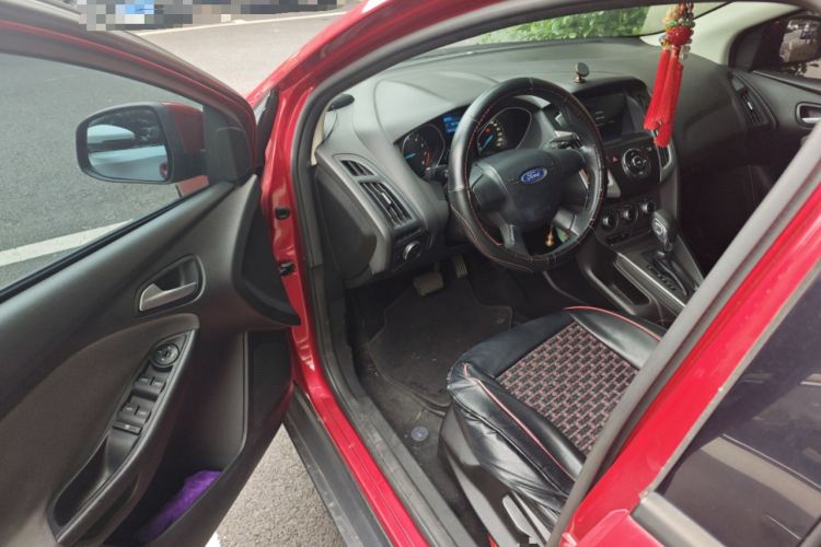 Used Ford Focus 2012 Hatchback 1.6L Automatic Comfort Model
