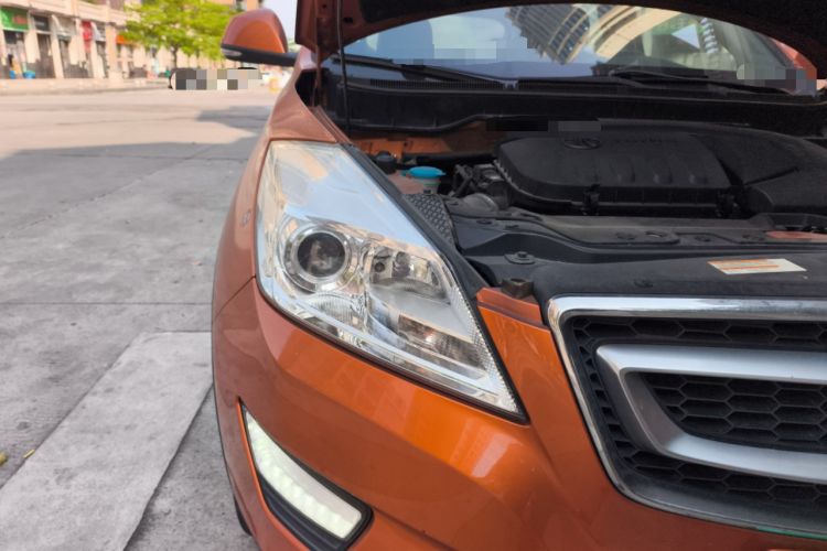 Used BAIC Senova X65 2015 2.0T Automatic Elite Model
