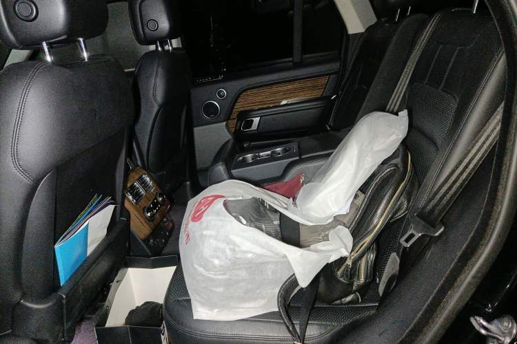 Used Land Rover Range 2018 3.0 SC V6 Grand Edition Left Rear Seat