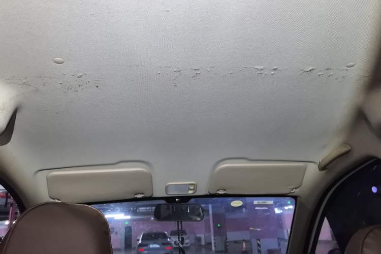 Used Wuling Hongguang V 2022 1.5L Enjoy Edition Electric-Powered LAR Headliner