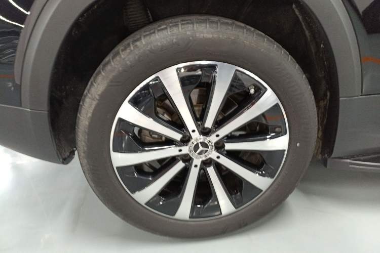 Used Mercedes-Benz GLB 2024 GLB 220 Fashion Model Right Rear Wheel Hub