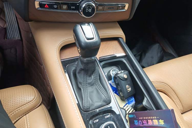 Used Volvo XC90 2017 T6 Prestige 5-Seater