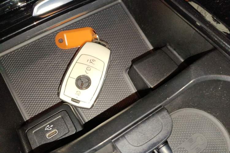 Used Mercedes-Benz GLB 2024 GLB 220 Fashion Model Vehicle Key