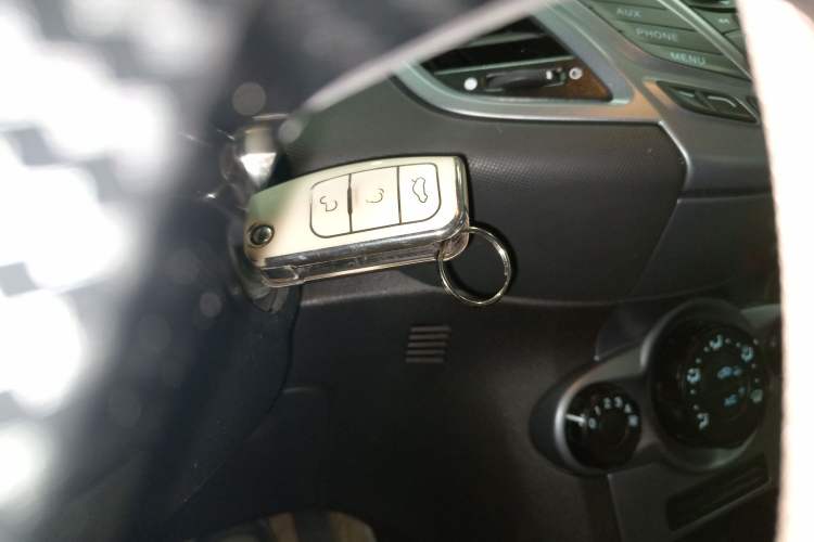 Used Ford Fiesta 2013 Hatchback 1.5L Automatic Fashion Edition
