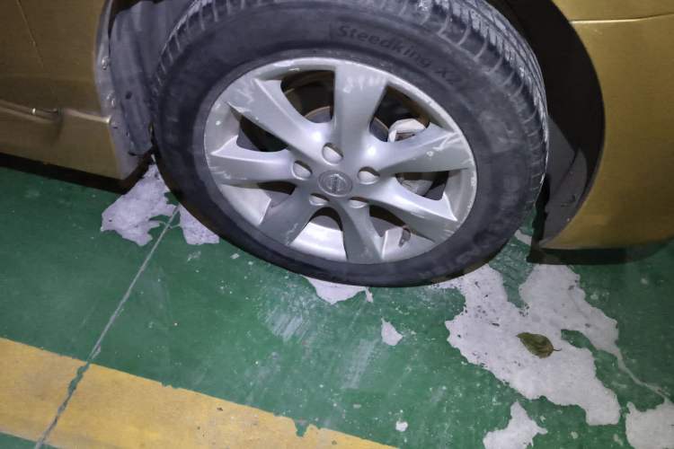 Used Nissan Tiida 2011 1.6L CVT Smart Version