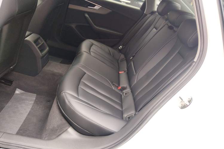 Used Audi A4L 2018 30th Anniversary Edition 40 TFSI Trendy Model