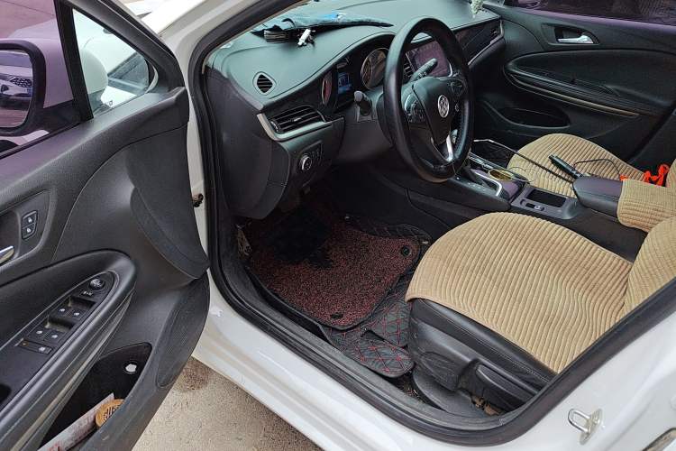 Used Buick Verano 2017 Sedan 20T Dual-Clutch Leading Model
