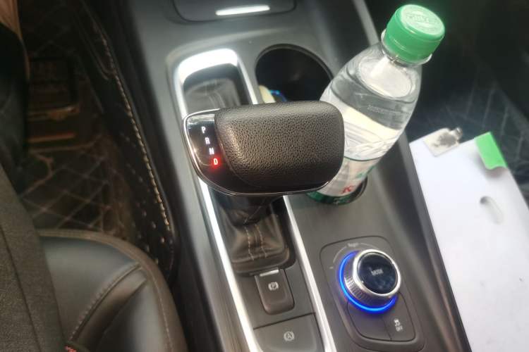 Used Buick Velite 6 2019 Connected Fashion Model