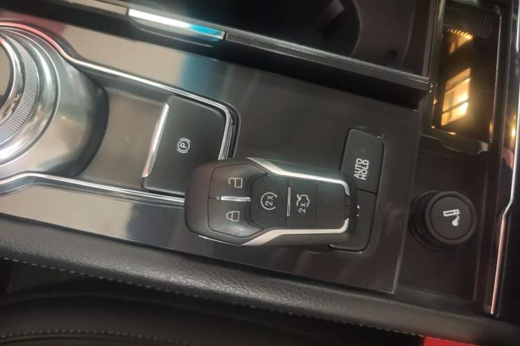 Used Ford Taurus 2017 EcoBoost 245 Fashion Edition Vehicle Key