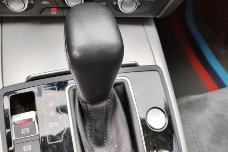 Used Audi A7 2017 35 TFSI Fashion Model Gear Lever