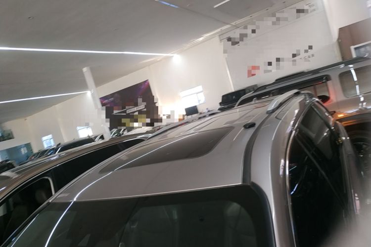 Used Toyota Granvia 2023 2.5L Hybrid Prestige VIP Edition
