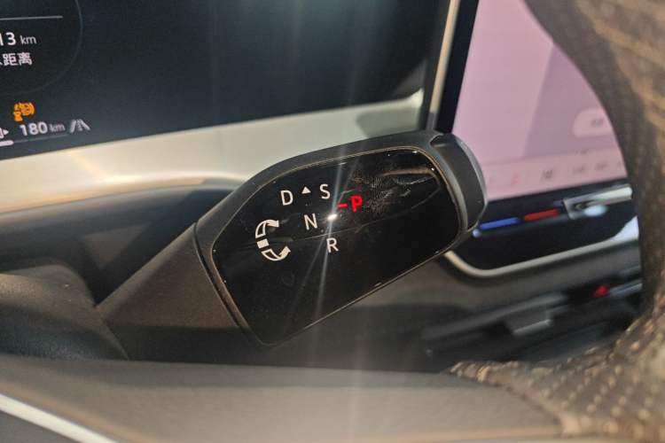 Used Volkswagen Teramont 2025 Tiguan Pro 450TSI Four-Wheel Drive Summit Edition
