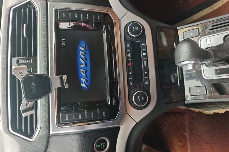 Used Haval H6 Coupe 2015 Blue Label 2.0T Automatic Two-Wheel Drive Elite Model Audio And AC Panel