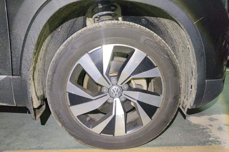 Used Volkswagen Tayron 2019 330TSI Four-Wheel Drive Luxury Version China V Standard Right Front Wheel Hub