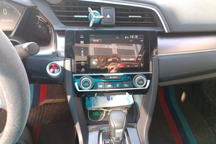 Used Honda Civic 2016 220TURBO CVT Luxury Edition
