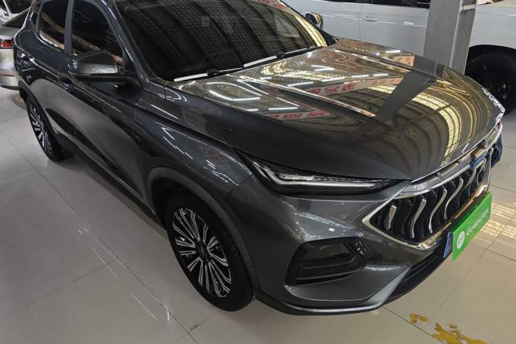 Used CHANGAN OSHAN X5 2021 1.5T DCT Prestige Edition Front Right 45 Deg