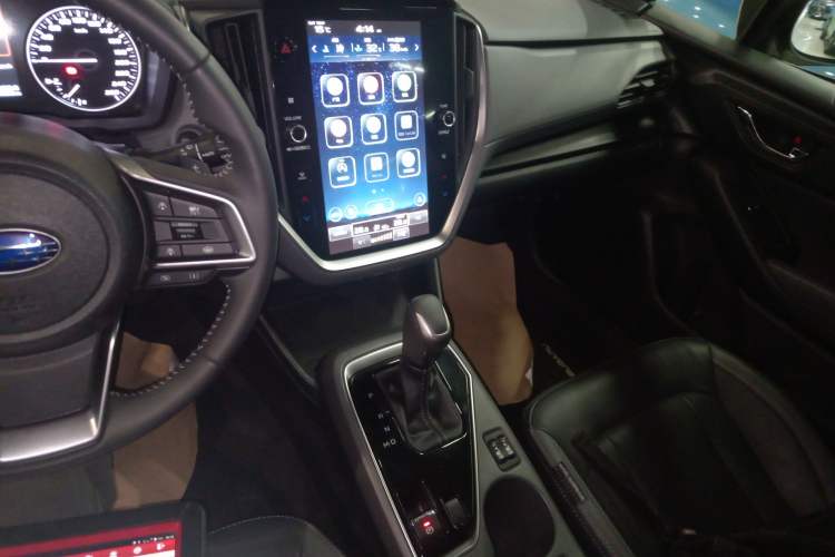 Used Subaru Solterra 2024 2.5i AWD Luxury Edition EyeSight
