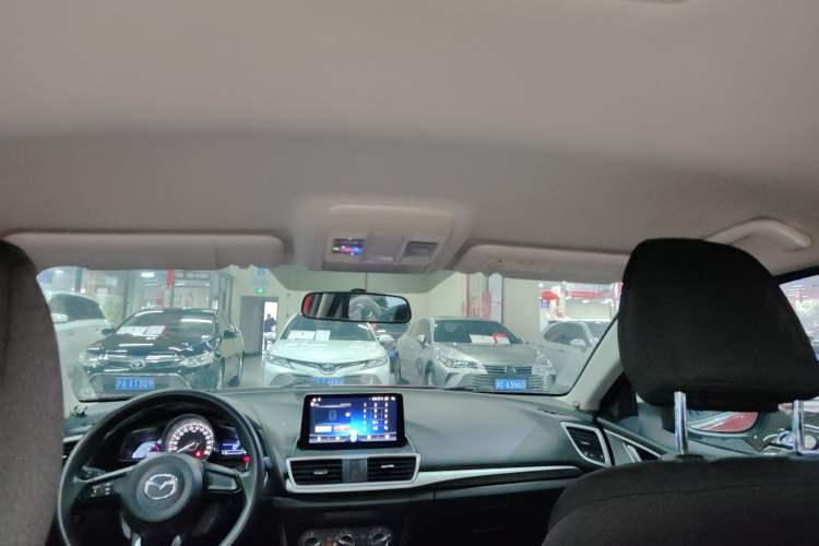 Used Mazda 3 Axela 2017 Sedan 1.5L Automatic Comfort Model Emission Standard China V