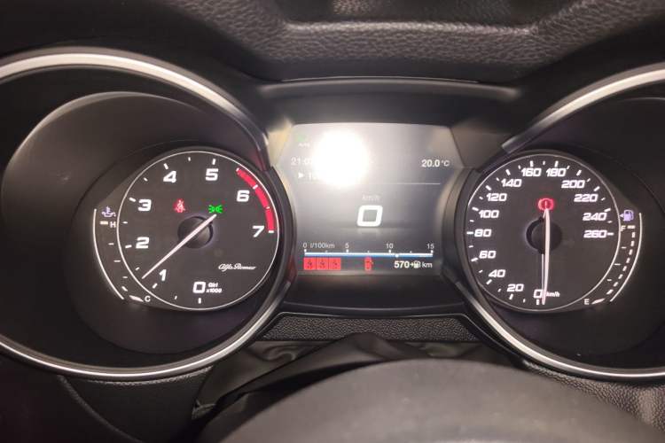 Used Alfa Romeo Stelvio 2017 2.0T 200HP Luxury Edition Instrument Cluster