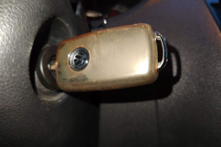 Used Volkswagen Polo 2011 1.6L Automatic ZhiKu Edition
