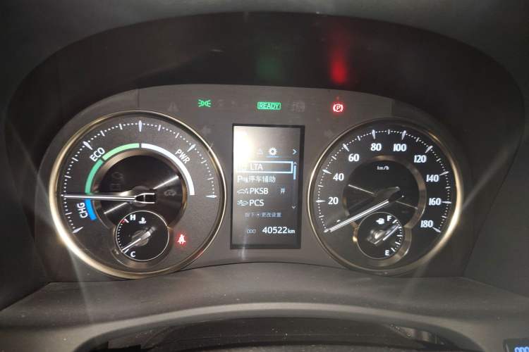 Used Toyota Vellfire 2021 Crown Dual-Engine 2.5L HV Supreme Edition
