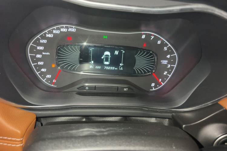 Used Baojun 510 2017 1.5L Automatic Luxury Model Odometer Close Up