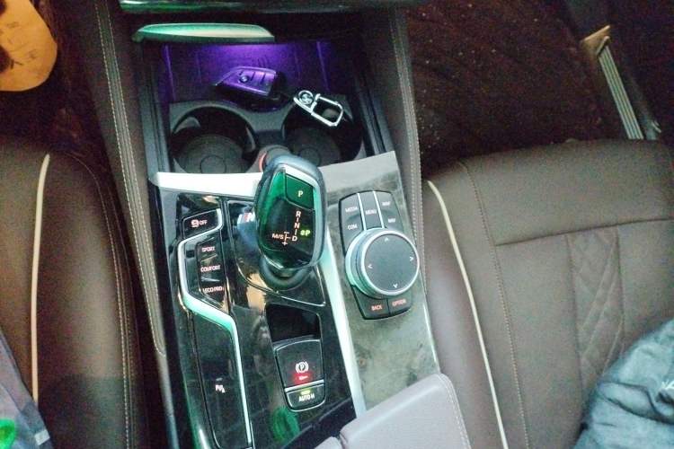 Used BMW 5 Series 2021 525Li Luxury Package
