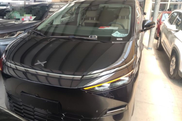 Used XPeng X9 2025 740 Ultra-Long Range Max Front