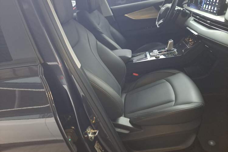 Used Chery Tiggo 8 PLUS 2021 290TGDI DCT Haoting Edition
