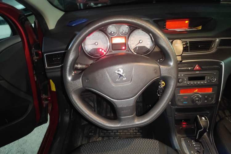 Used Peugeot 308 2012 1.6L Automatic Fashion Edition
