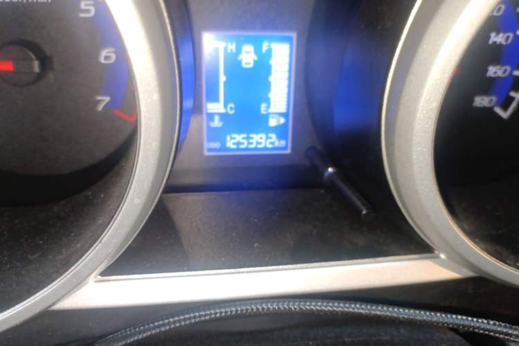 Used CHANGAN KAICHENG Ounuo S 2014 1.5L Base Version Odometer Close Up