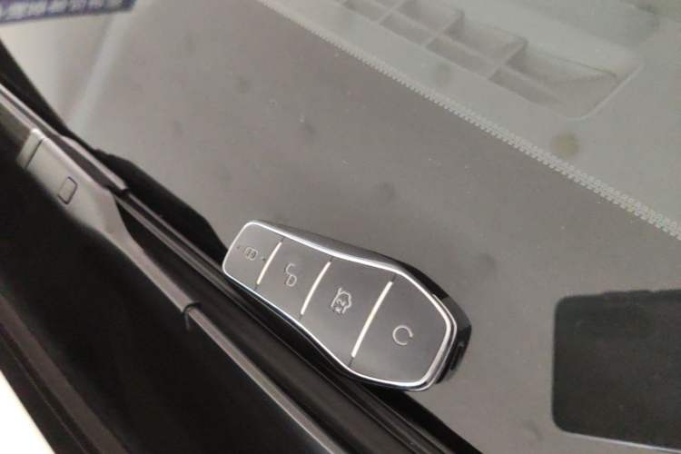 Used BYD Seal 06 New Energy 2024 DM-i 80KM Luxury Model Vehicle Key