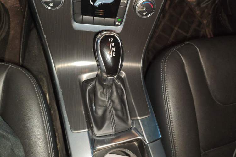 Used Volvo XC60 2014 T5 Zhiyi Edition
