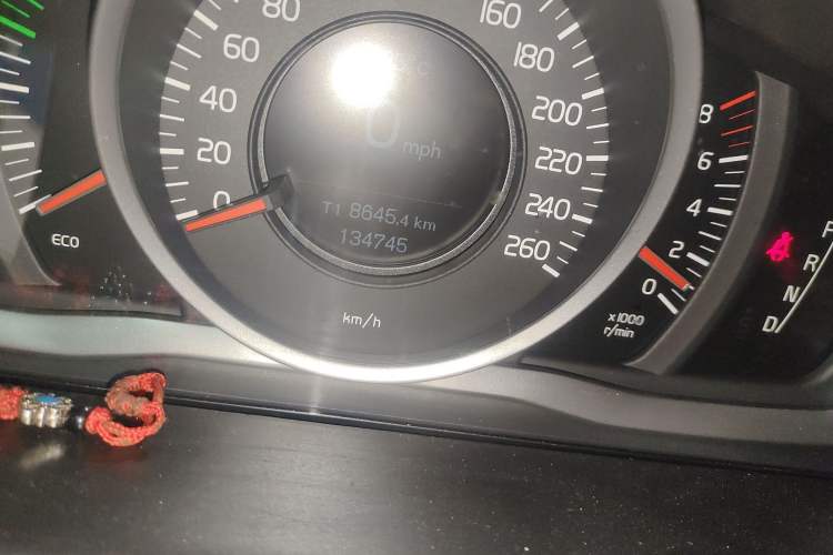 Used Volvo XC60 2015 T5 Smart Upgrade Model
