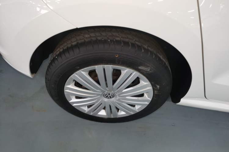 Used Volkswagen Polo 2016 1.6L Automatic Comfort Model