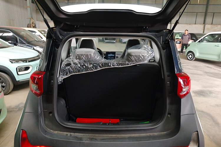 Used Chery Little Ant 2025 Model, 251km Favorite Edition, 25.05kWh