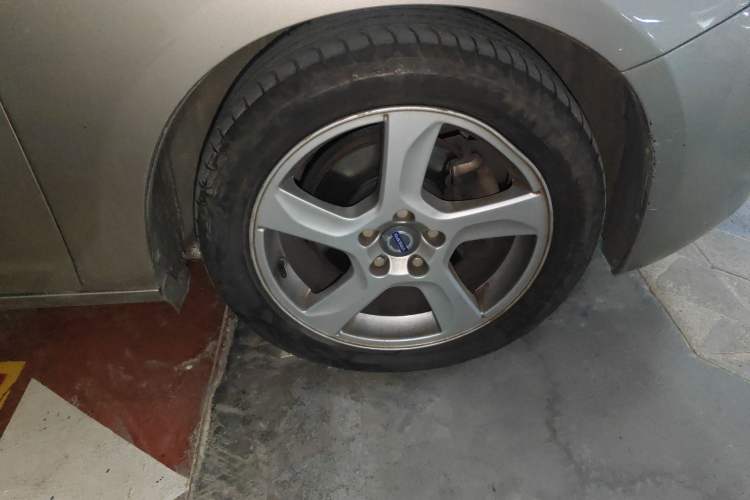 Used Volvo S60 2013 T5 Comfort Edition