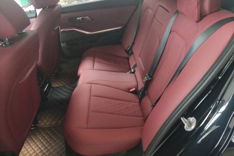 Used BMW 3 Series 2025 325Li M Sport Package Left Rear Seat