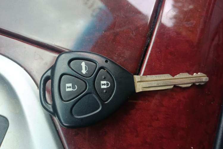 Used Toyota Camry 2013 2.0G Comfort Edition Vehicle Key