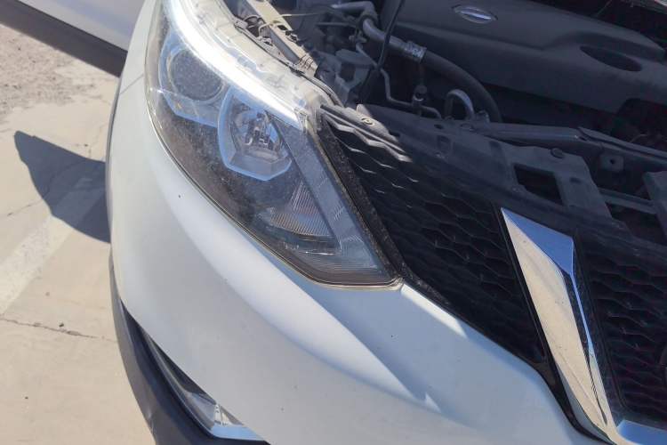 Used Nissan Qashqai 2017 2.0L CVT Smart Enjoyment Version China V Standard Right Front Headlight