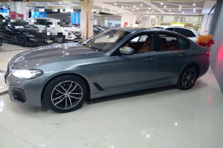 Used BMW 5 Series (Import) 2022 525i M Sport Package
