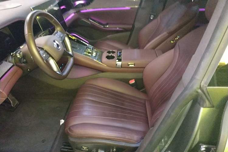 Used Denza Z9 2024 1100 km Four-Wheel Drive Max Version